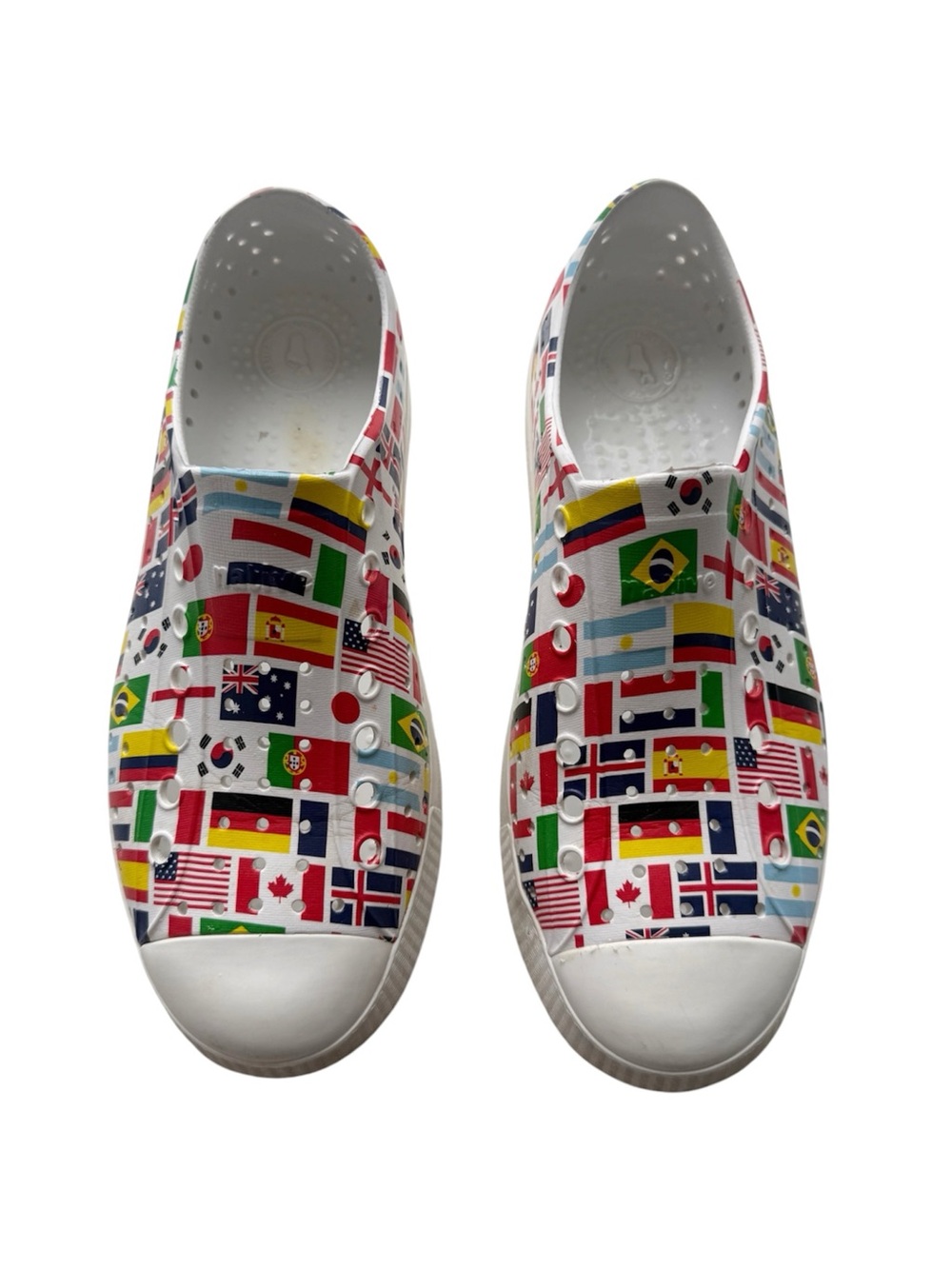 Native Jefferson Water Shoes - International Flag Design Size M7 / W9